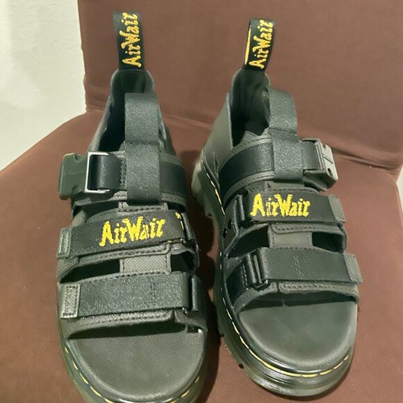 DR MARTENS AIRWAIR SANDALS LEATHER PEARSON SZ 5.5 TRACT OUTSOLE TOUGH ICONIC - Picture 13 of 16